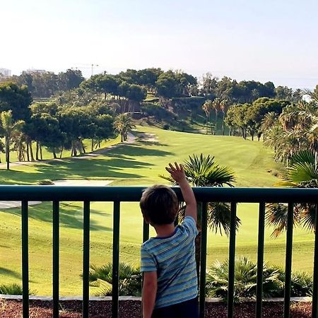 Appartamento Luxury Penthouse With Sea&Mountain Views & Hot Tub - Tranquility & Rest Benalmádena Esterno foto